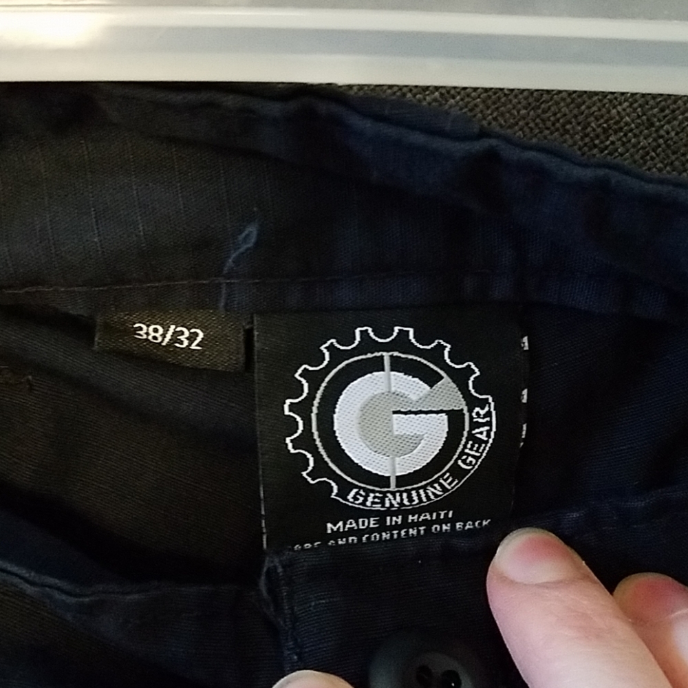 Mens' Black Cargo Pants - Picture 5 of 5